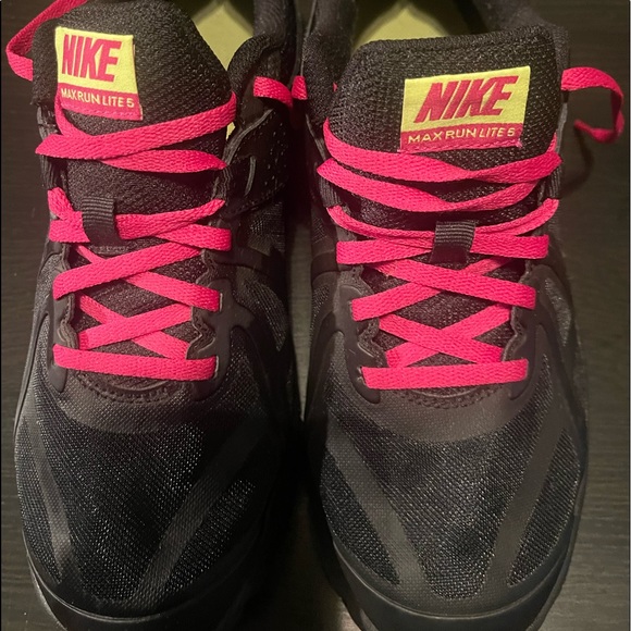 Nike Air Max Run Lite 5 Sneakers - Picture 1 of 7